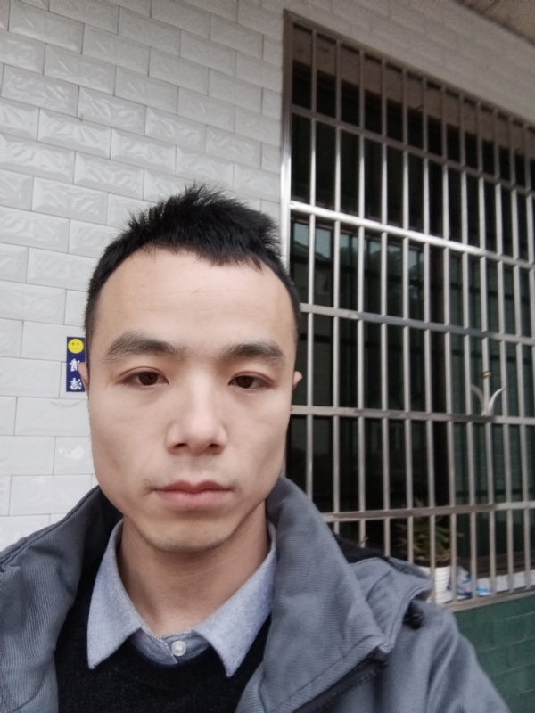 笑得那么开心的第二张照片--长沙中老年相亲网